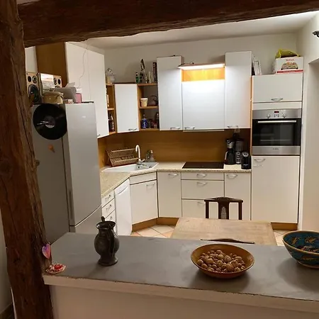 Holiday home Maison De Famille Au Classee 3 Etoiles Les Andelys